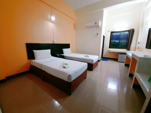 Гостиница Centerpoint Hotel в Транге