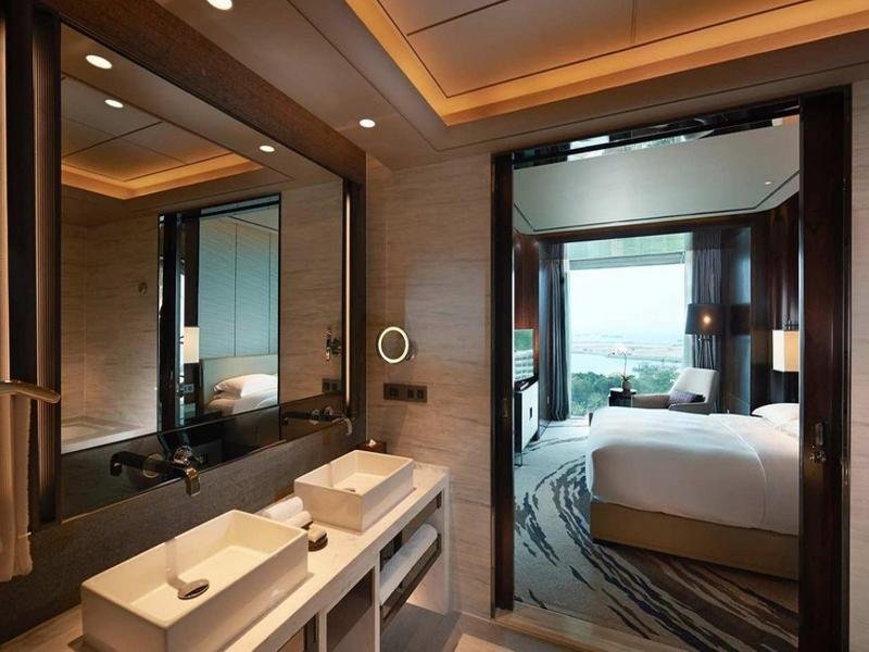 Фото Hilton Shenzhen Futian