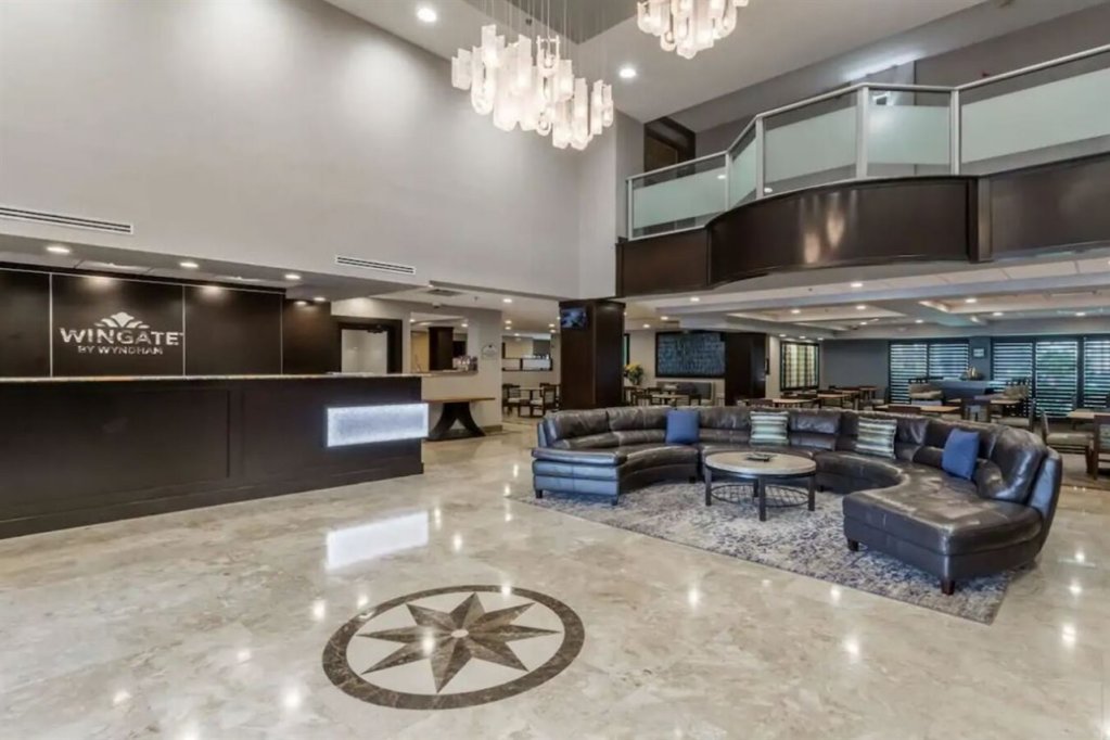 Фото Wingate by Wyndham Convention Ctr Closest Universal Orlando