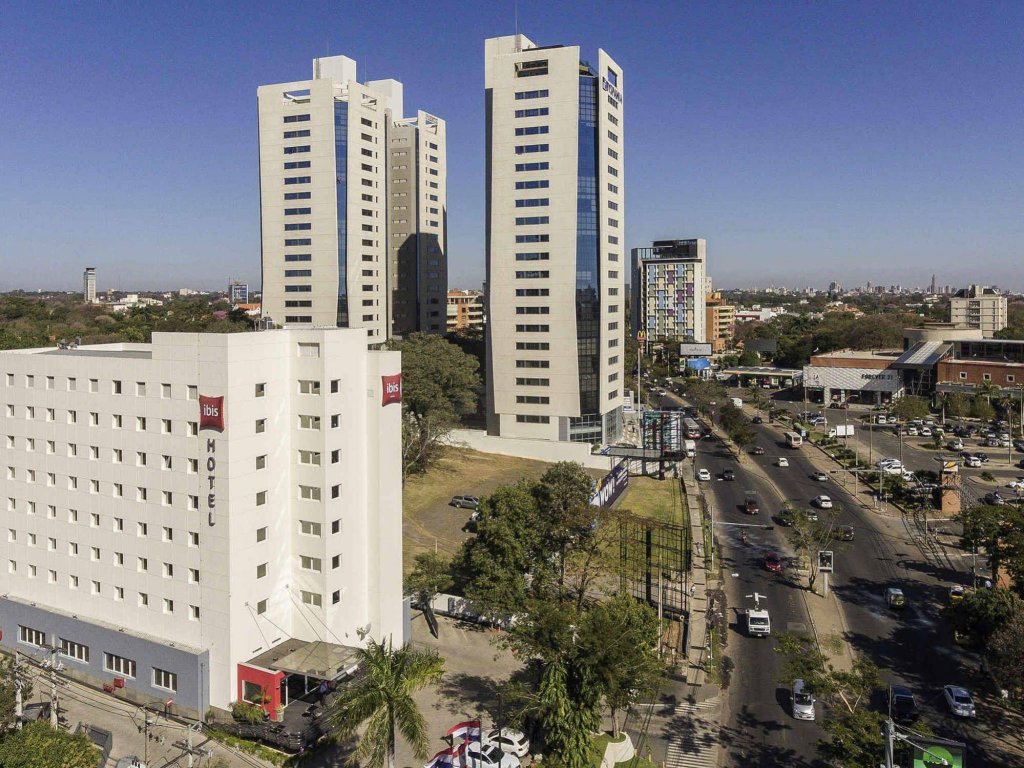 Фото Ibis Asuncion