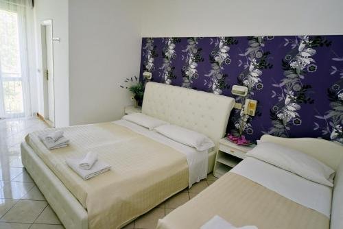 Фото Hotel Marika