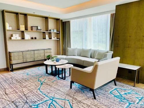 Фото Xuzhou Marriott Hotel Lakeview