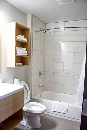 Фото Microtel Inn & Suites by Wyndham Camp Lejeune/Jacksonville