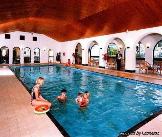 Hotel Frog Palace, England, photo