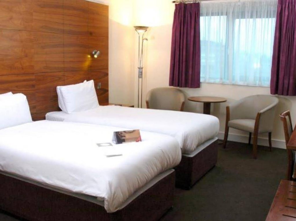 Фото отеля 2