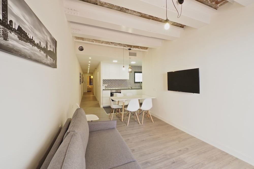 Фото Olala Modern Catalan Apartments