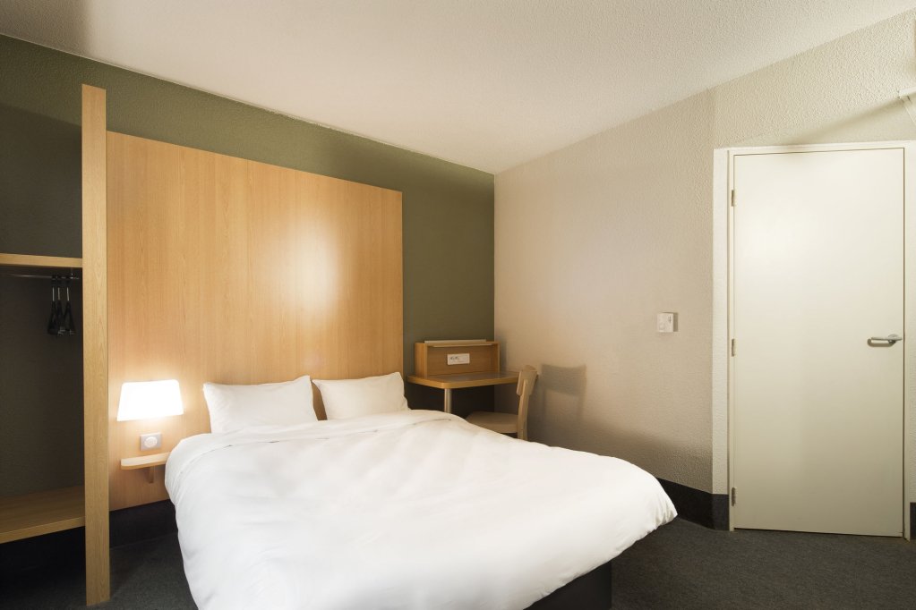 Фото B&b Hotel Bordeaux Centre Bègles