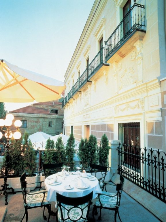 Фото Nh Collection Salamanca Palacio de Castellanos