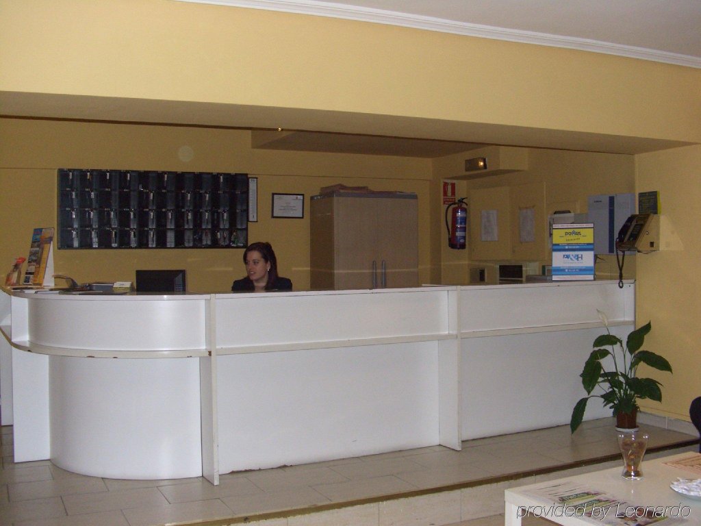 Фото Motion Hostel Gran Vía