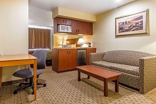 Фото Quality Inn & Suites Wine Country