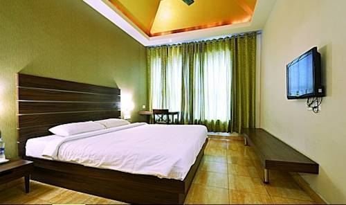 Фото Skywalk Hotel