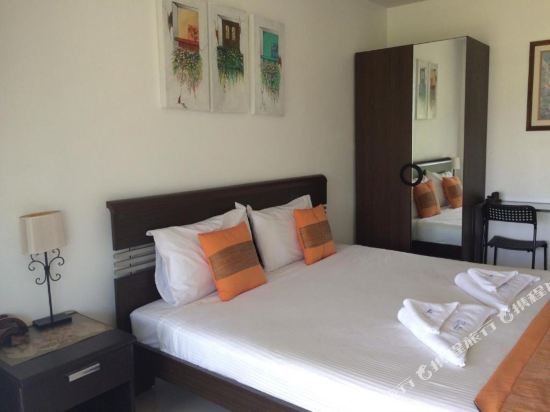 Фото Phet Cha-am Plaza & Resort