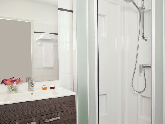 Фото Séjours & Affaires Lyon Park Lane