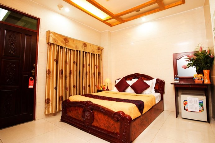 Фото Nouveau Happy Inn