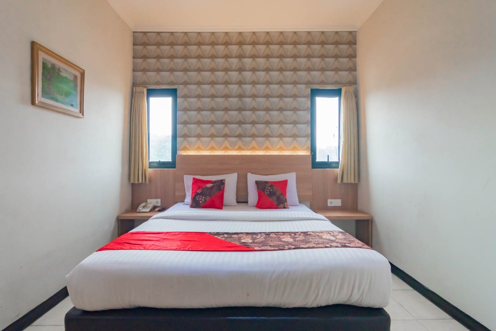 Фото Cihampelas Hotel 2