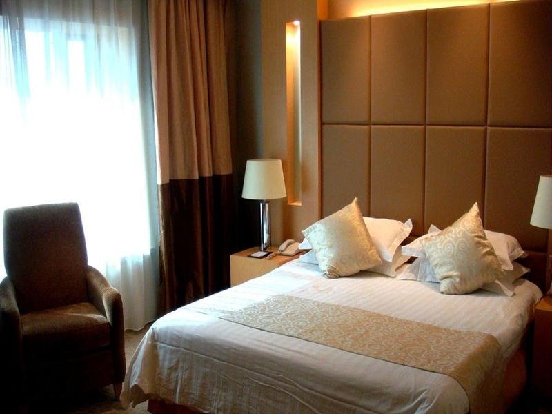 Фото Everbright Convention & Exhibition Centre Hotel