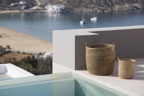 Фото Hide out Suites