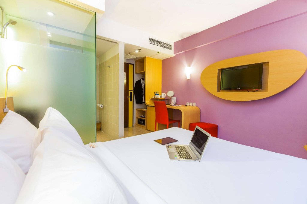 Фото Kuta Beach Hotel