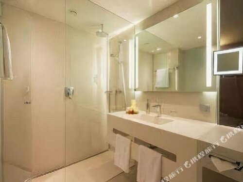 Гостиница Hotel Nh Fürth Nürnberg в Цирндорфе