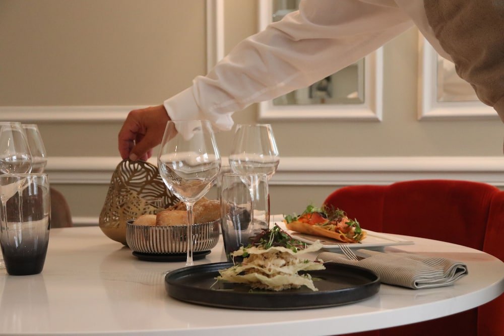 Фото Hôtel Westminster