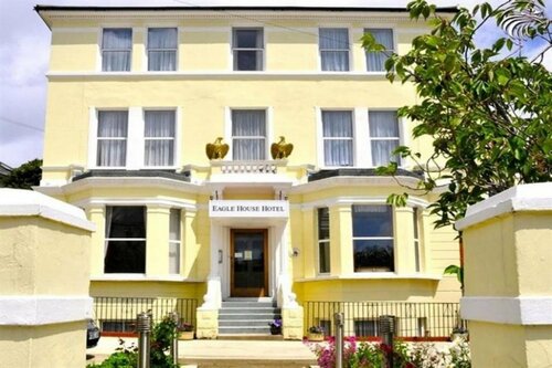 Гостиница Oyo Eagle House Hotel, St Leonards Hastings в Гастингсе