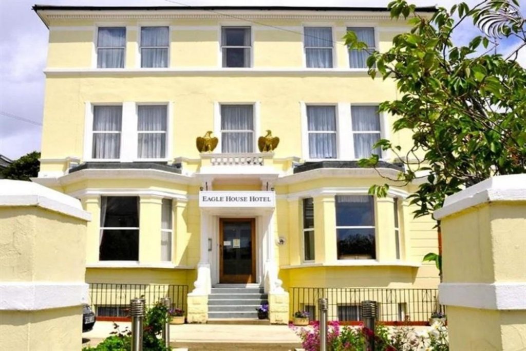 Фото Oyo Eagle House Hotel, St Leonards Hastings
