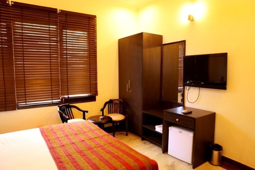 Фото Hollyhocks Residency