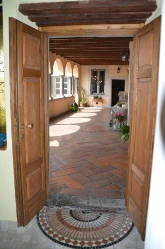 Внешний вид отеля L'Angolo del Poeta в Бергамо, фото 2