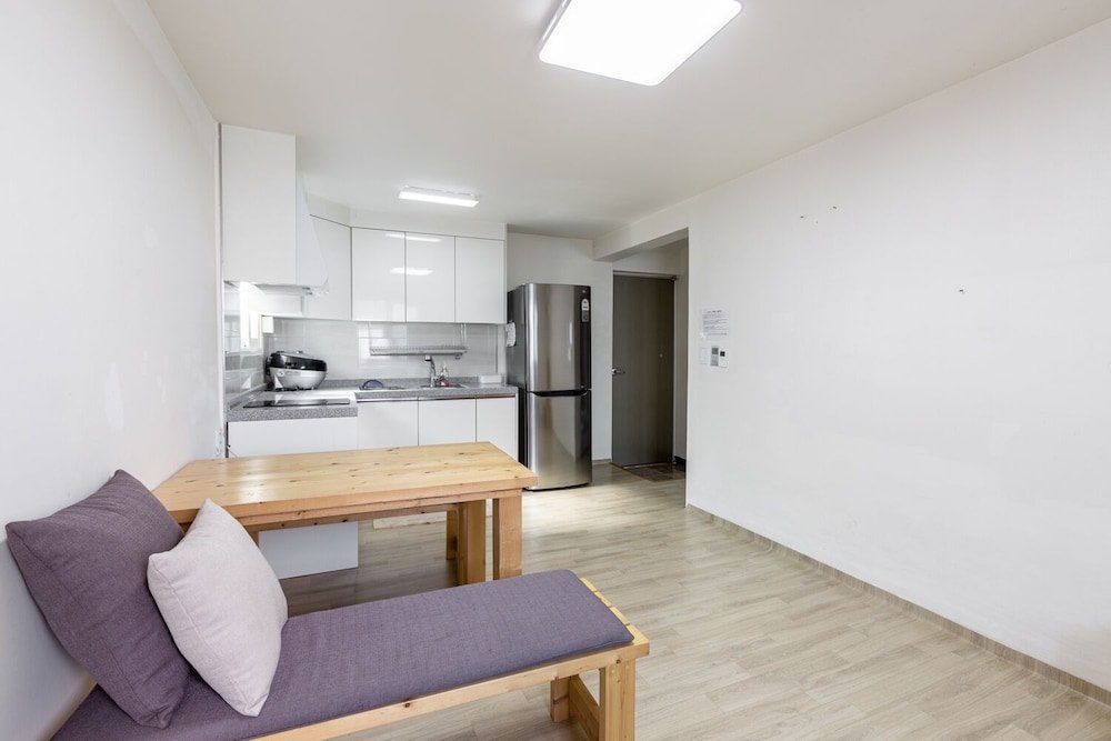 Фото Gongju Einhaus Guesthouse 1