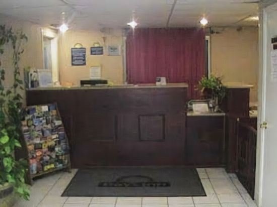 Фото Days Inn by Wyndham Okmulgee