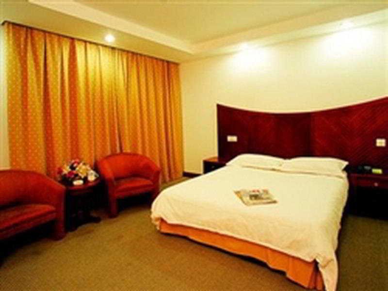 Фото Jinjiang Inn Select Shanghai Nanjing Road Pedestrian Street