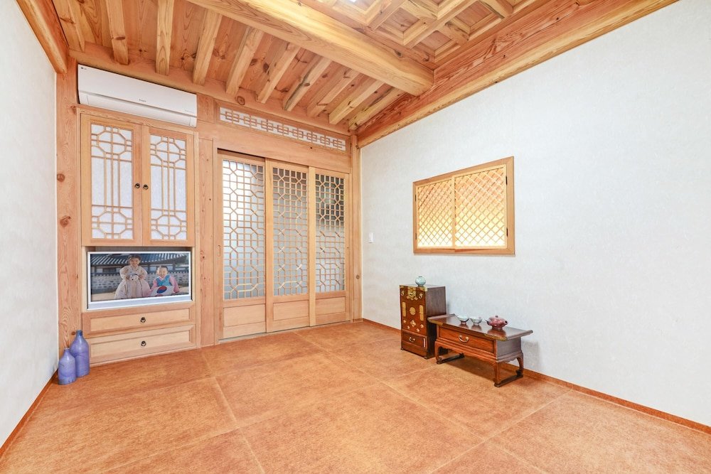 Фото Gyeongju Hanokhotel Chunchugwan