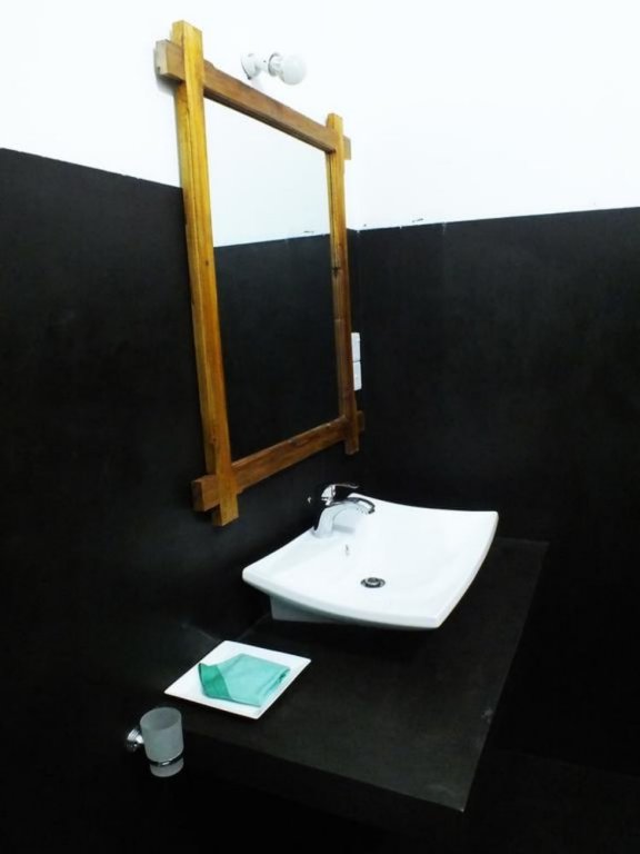 Фото Monarch ella