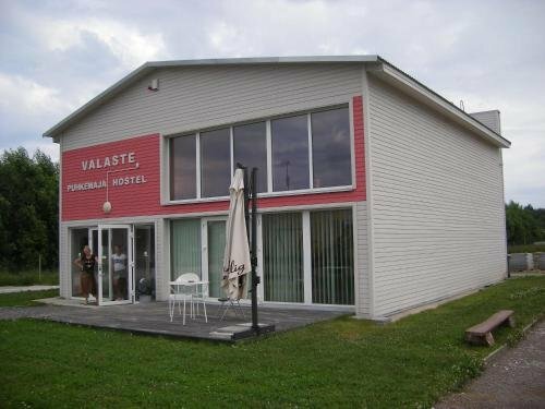 Кемпинг Valaste Guest House And Camping в Ида-Вирумаа
