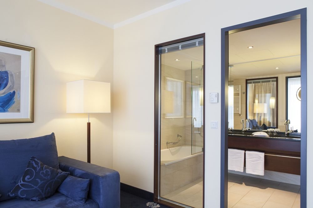 Фото Hotel Vier Jahreszeiten Starnberg