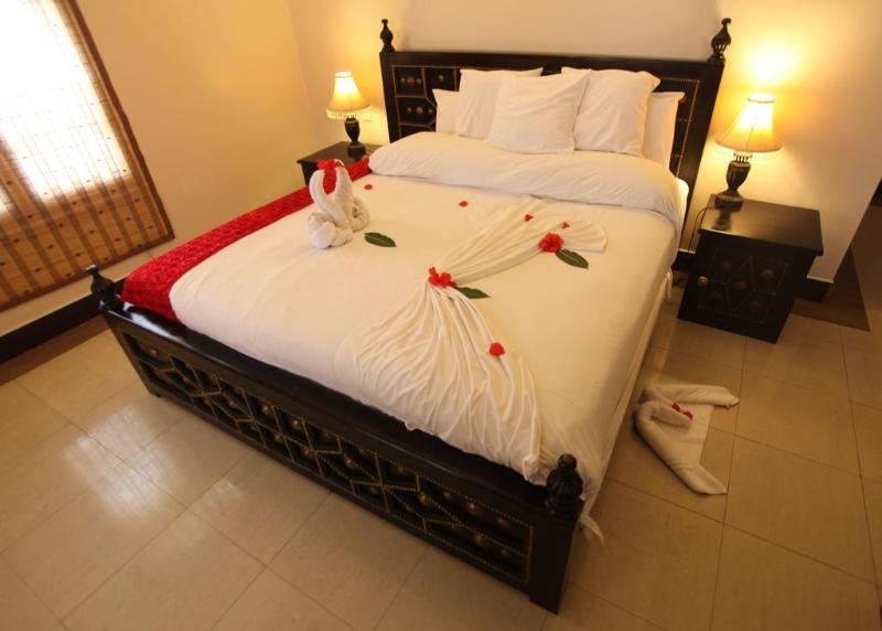 Фото Golden Tulip Stonetown Boutique