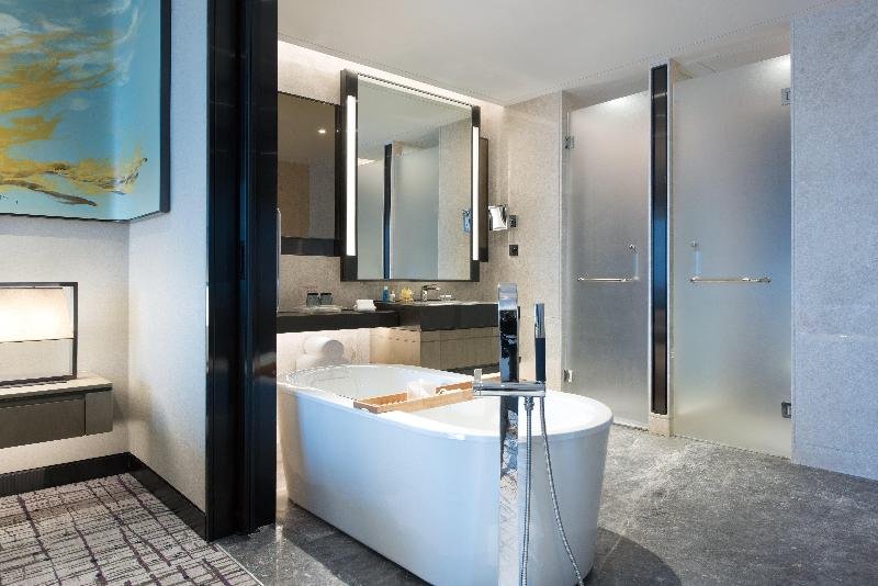 Фото Crowne Plaza Shanghai Pujiang