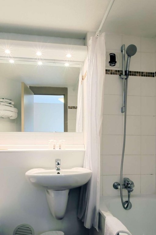 Фото Best Western Bourgoin Jallieu