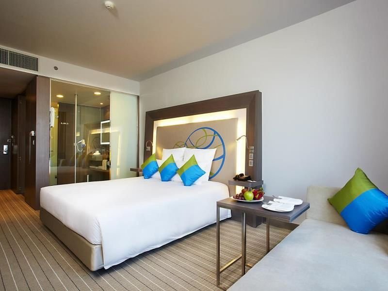 Фото Four Points by Sheraton Bangkok Ploenchit Sukhumvit