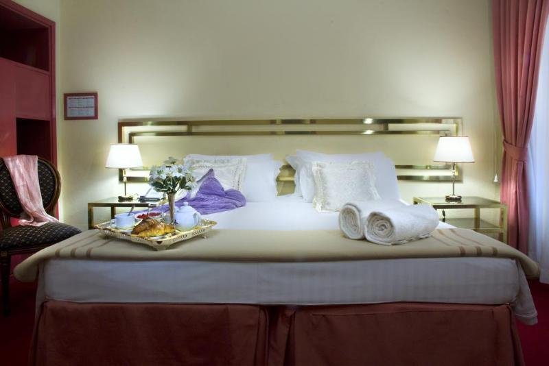 Фото Hotel Mondial