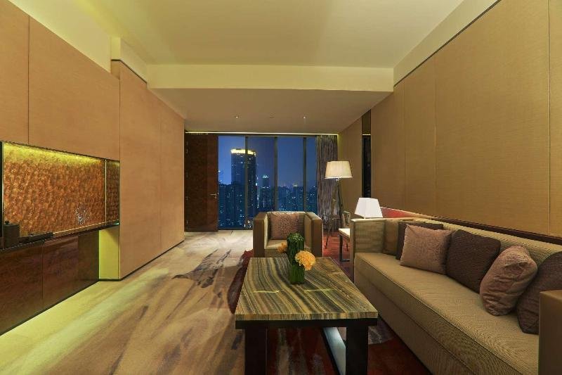 Фото Hilton Garden Inn Guangzhou Tianhe