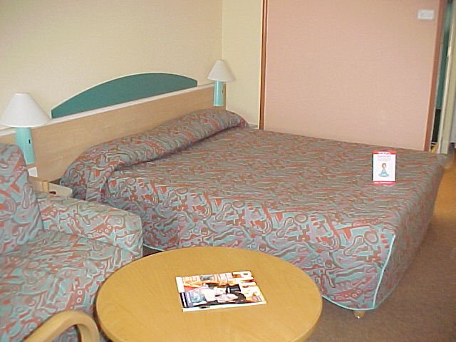 Фото Ibis Paris Pantin Eglise