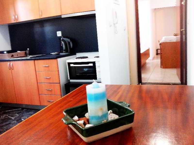 Фото Salonikiou Beach Deluxe Apartments