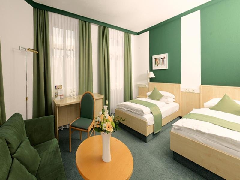 Фото Hotel Kaiserin Augusta
