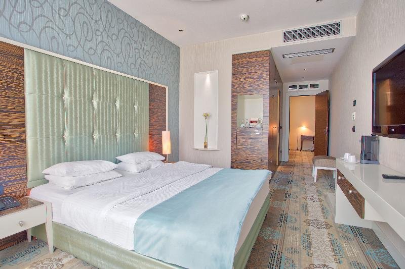 Фото Hotel Crystal