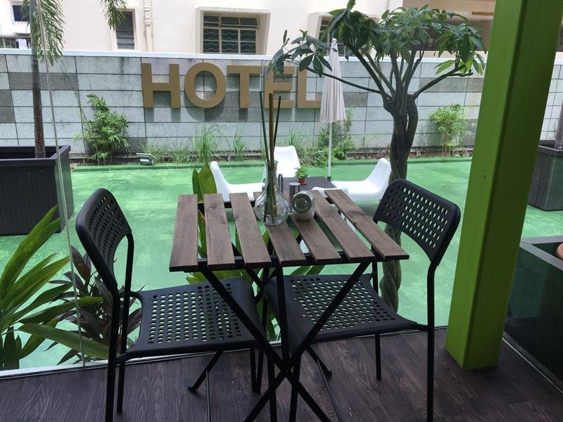 Фото RedDoorz at Aljunied