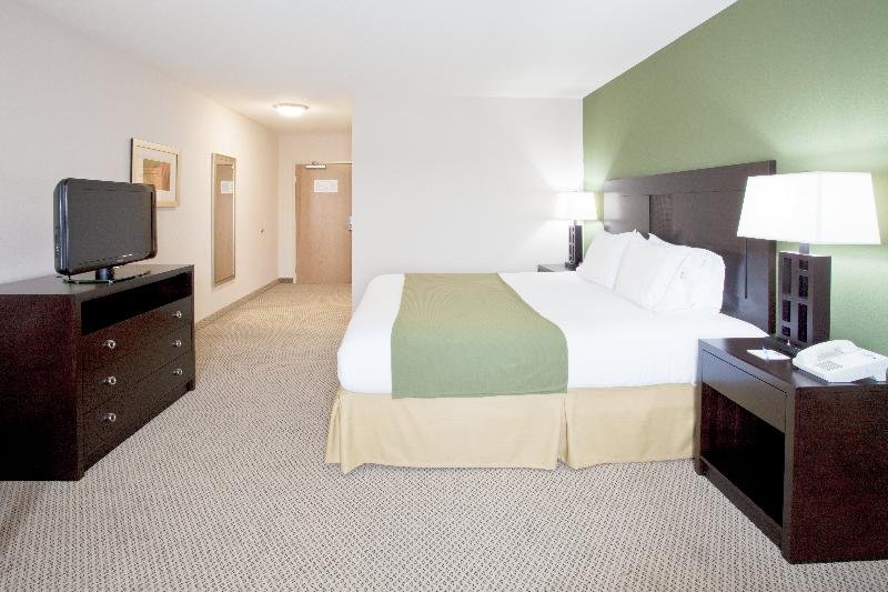 Фото Fairfield Inn & Suites by Marriott Marathon Florida Keys