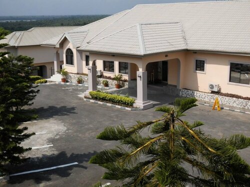 Гостиница Nesville Suites Hotel в Калабаре