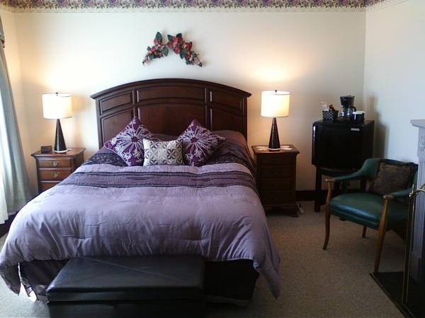 Фото Bavarian Manor Country Inn