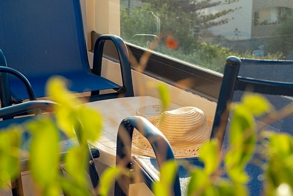 Фото Thalassi Hotel